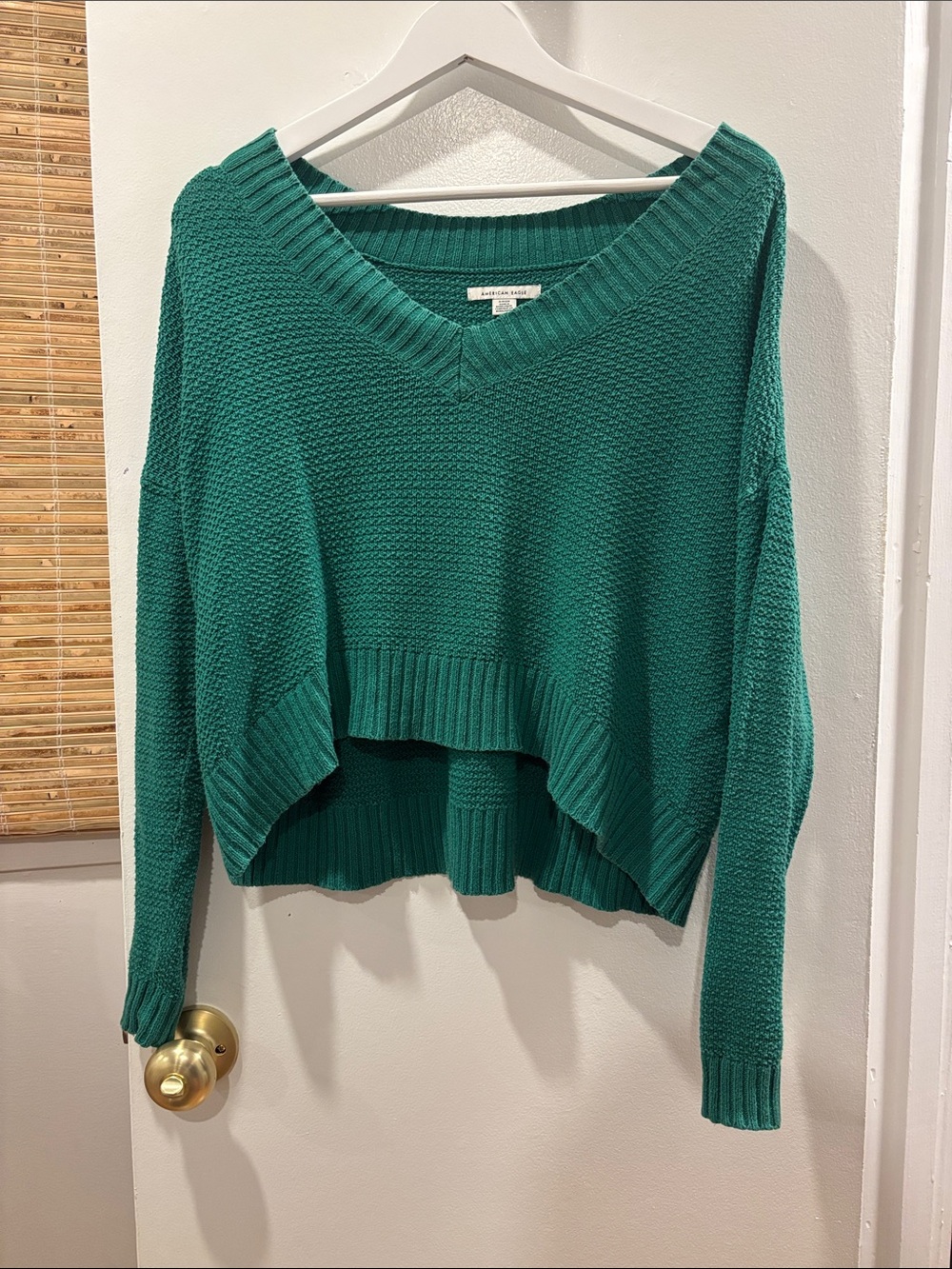 American Eagle Outfitters Emerald Green V-Neck Cropped Sweater